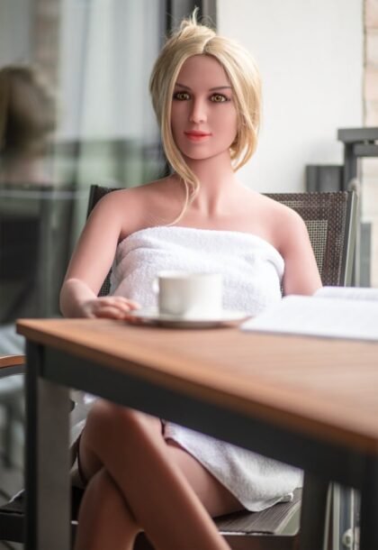 Jessy Summers - Realistisk Sexdukke - Bestillingsvare