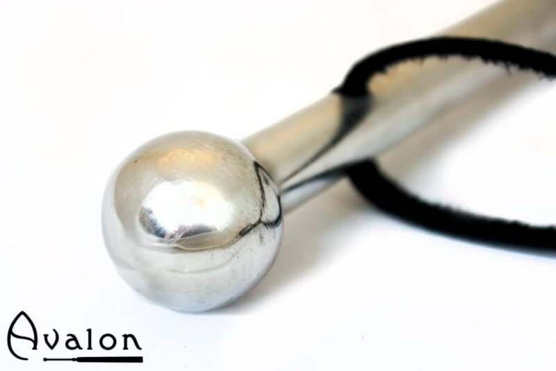 Avalon - ENCHANTRESS - Smal Paddle med Hjerte og Metallhåndtak - Svart