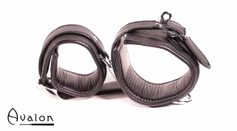 Avalon - CAPTURE - Håndcuffs i Lær - Sort