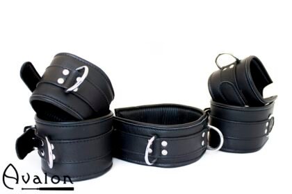 Avalon - EXILE - Cuffs og Collar sett Svart