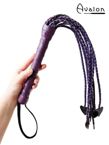 avalon morgause flogger