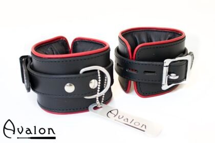Avalon - ALCHEMY - Polstrede Håndcuffs - Sort og Rødt